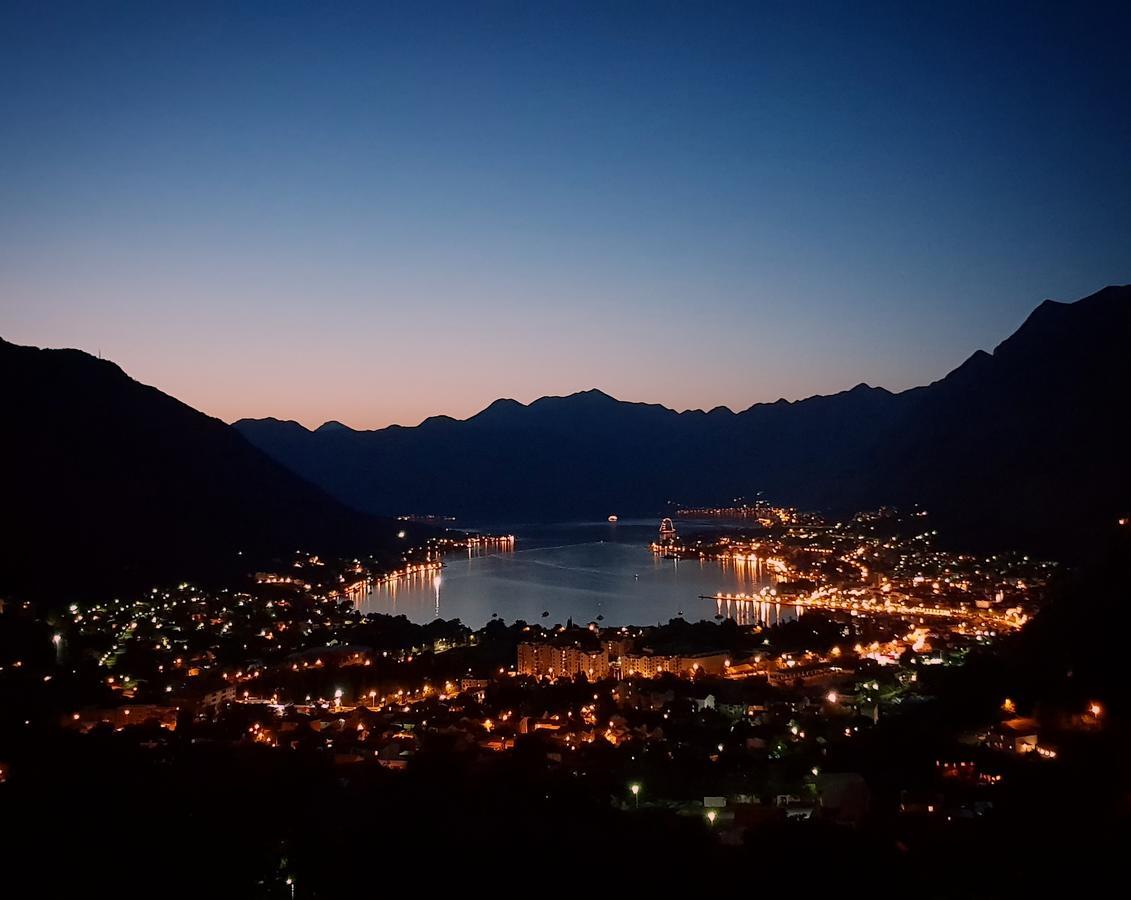 Kotor Bagus - Cozy Boutique Old Town Studio With Seaview Terrace Экстерьер фото