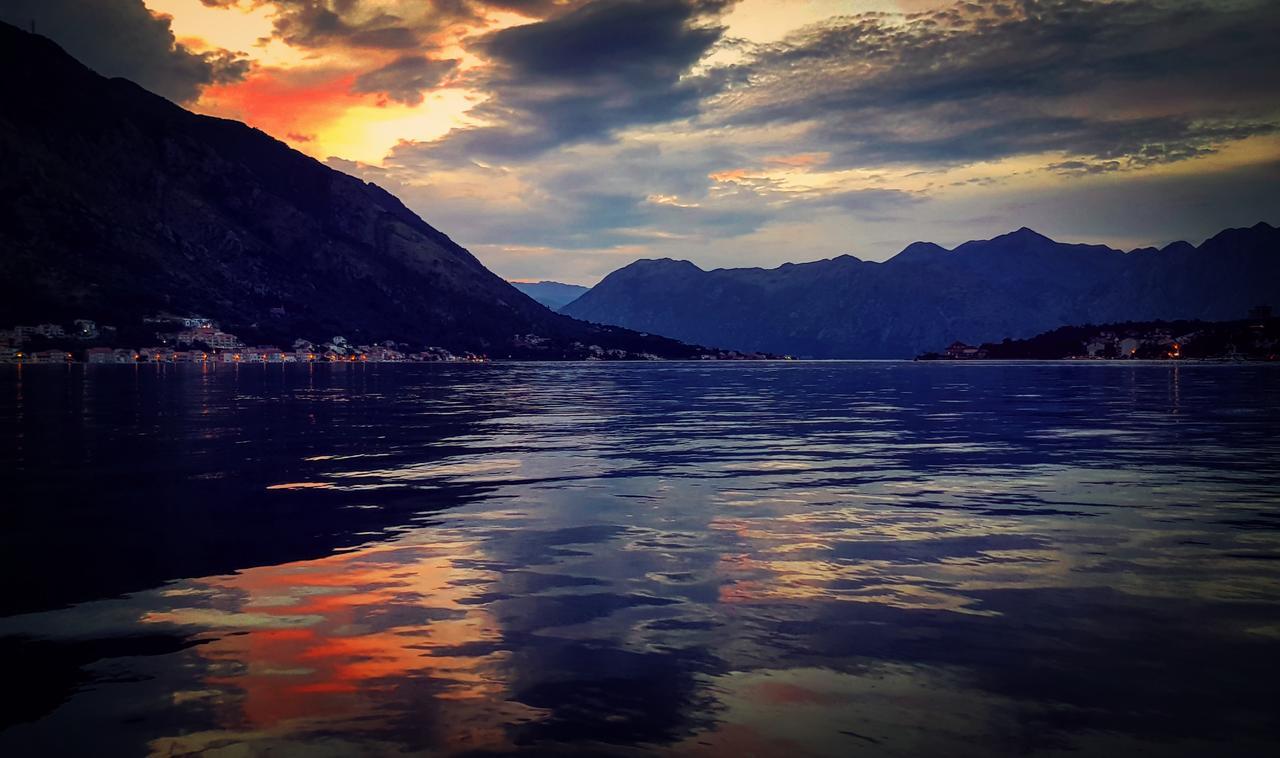 Kotor Bagus - Cozy Boutique Old Town Studio With Seaview Terrace Экстерьер фото