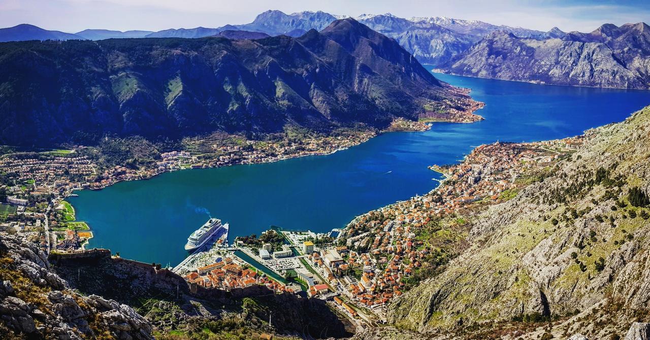 Kotor Bagus - Cozy Boutique Old Town Studio With Seaview Terrace Экстерьер фото